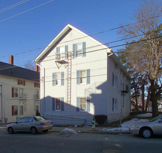 254 Robeson St in Fall River, MA - Building Photo - Building Photo