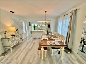 871 Meadowland Dr in Naples, FL - Building Photo - Building Photo