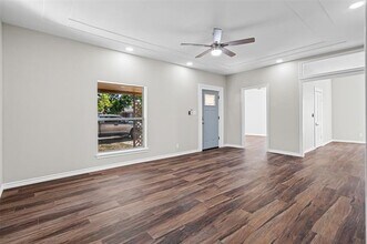 1711 Halsell St in Bridgeport, TX - Building Photo - Building Photo