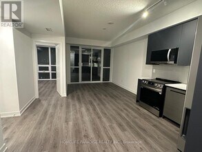 225 Malta Ave. in Brampton, ON - Building Photo - Building Photo