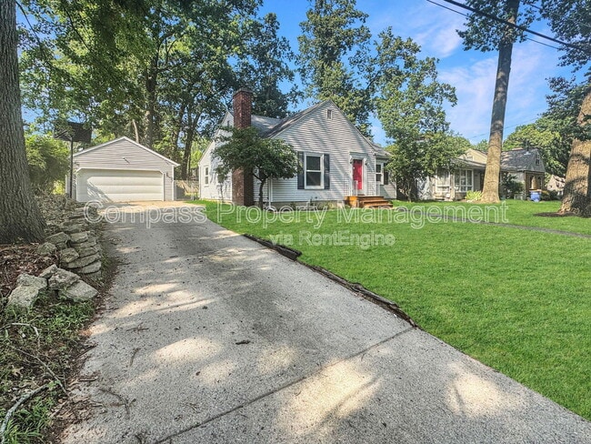 1733 Batchawana St SE in Grand Rapids, MI - Building Photo - Building Photo