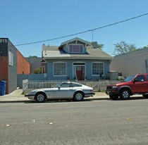 917 Howard Ave in Burlingame, CA - Building Photo