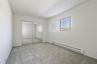 Waterfront Apartments in Alameda, CA - Building Photo - Building Photo