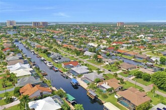 5223 SW 11th Pl in Cape Coral, FL - Building Photo - Building Photo