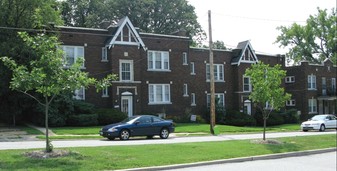 1624-1628 Yale Ave Apartments