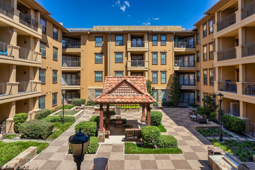 Portofino at Las Colinas Photo