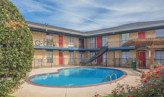 801 S Allen-Genoa Rd in South Houston, TX - Building Photo - Building Photo