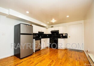 1956 20th Ave in San Francisco, CA - Building Photo - Building Photo