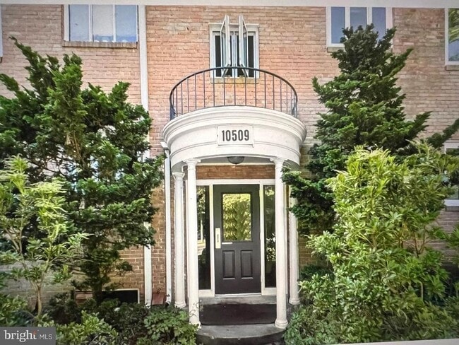 10509 Montrose Ave in Bethesda, MD - Building Photo - Building Photo