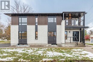 1975 Banff Ave in Ottawa, ON - Building Photo