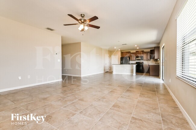 9631 Sage Creek Dr, Unit P-11 in Ruskin, FL - Building Photo - Building Photo