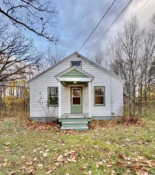 43 Washington St in Waterville, ME - Building Photo