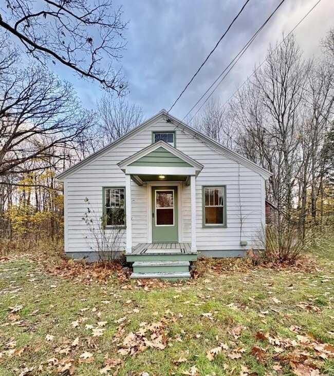 property at 43 Washington St