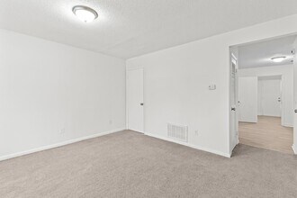 794 Mary Vann Ln in Birmingham, AL - Building Photo - Building Photo