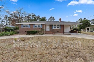 161 Hickory Dr S Cir in Martinez, GA - Building Photo