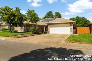 16418 Fancy Saddle in San Antonio, TX - Building Photo