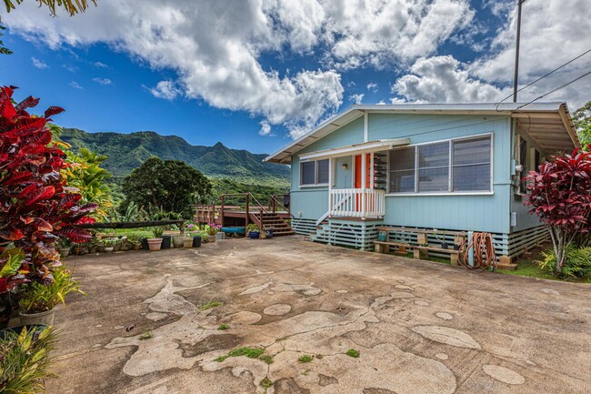 property at 1736 Ahina Rd