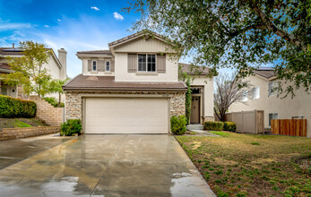 26729 Cardinal Dr in Santa Clarita, CA - Building Photo - Building Photo