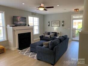 9033 Rosalyn Glen Rd in Cornelius, NC - Building Photo - Building Photo