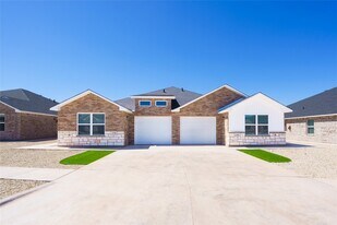 2702 Baron Ave in Abilene, TX - Building Photo