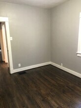 4531 Terrace St in Kansas City, MO - Building Photo - Building Photo