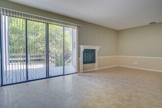 18 Hillbrook Way in Pensacola, FL - Building Photo - Building Photo
