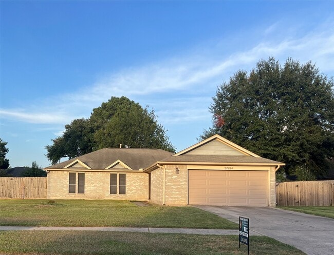 22814 Tree House Ln in Spring, TX - Building Photo - Building Photo