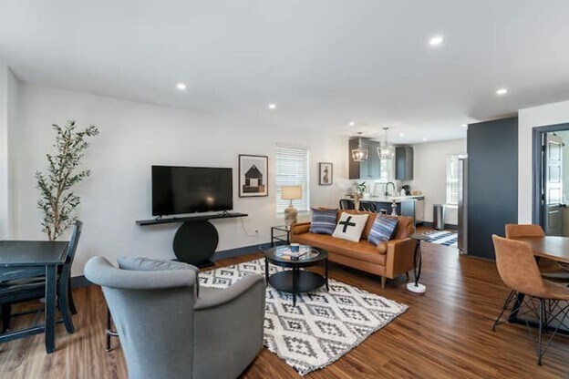 Elevate Townhomes in Powell, TN - Building Photo - Building Photo