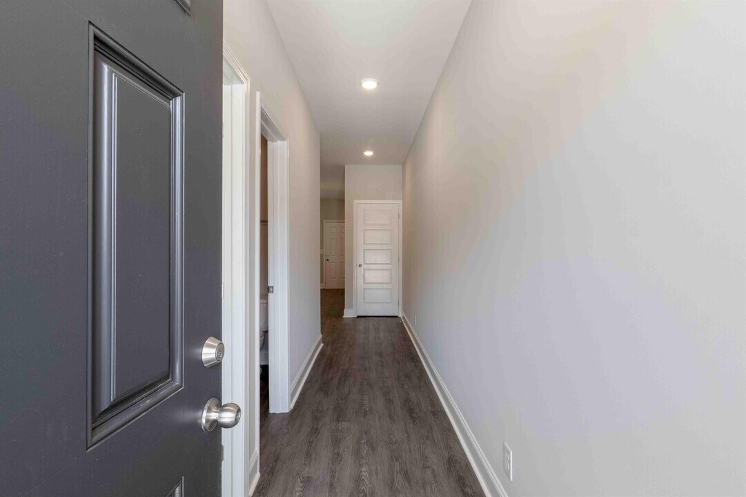 238 Smithson Ln in Clarksville, TN - Building Photo