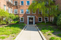 Cambridge Court in Cambridge, MA - Foto de edificio - Building Photo