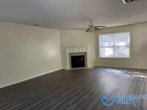 107 Tallmadge Ct SW in Huntsville, AL - Building Photo - Building Photo