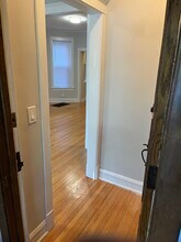 1924 W Wilson Ave, Unit 1 in Chicago, IL - Foto de edificio - Building Photo