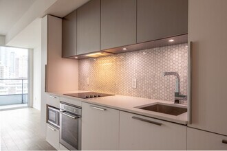 85-1685 Wood St in Toronto, ON - Building Photo - Building Photo