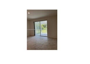 6270 SW 47th Ct, Unit #7 in Davie, FL - Foto de edificio - Building Photo