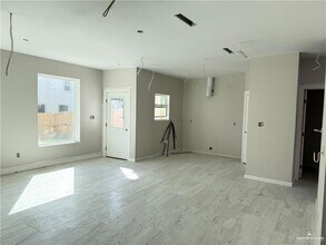 2206 Corales St, Unit 2700-426 in Mission, TX - Building Photo - Building Photo