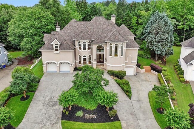 2503 Regency Lake Dr