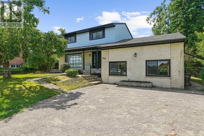 property at 480 St Vincent St