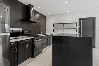 1139 Bellevue Ave in Los Angeles, CA - Foto de edificio - Building Photo