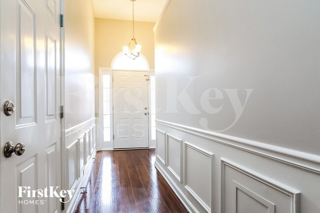 1180 Laurel Cove Dr in Snellville, GA - Foto de edificio - Building Photo