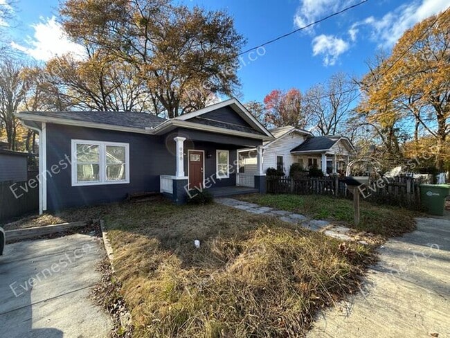 998 Mayson Turner Rd NW in Atlanta, GA - Building Photo - Building Photo