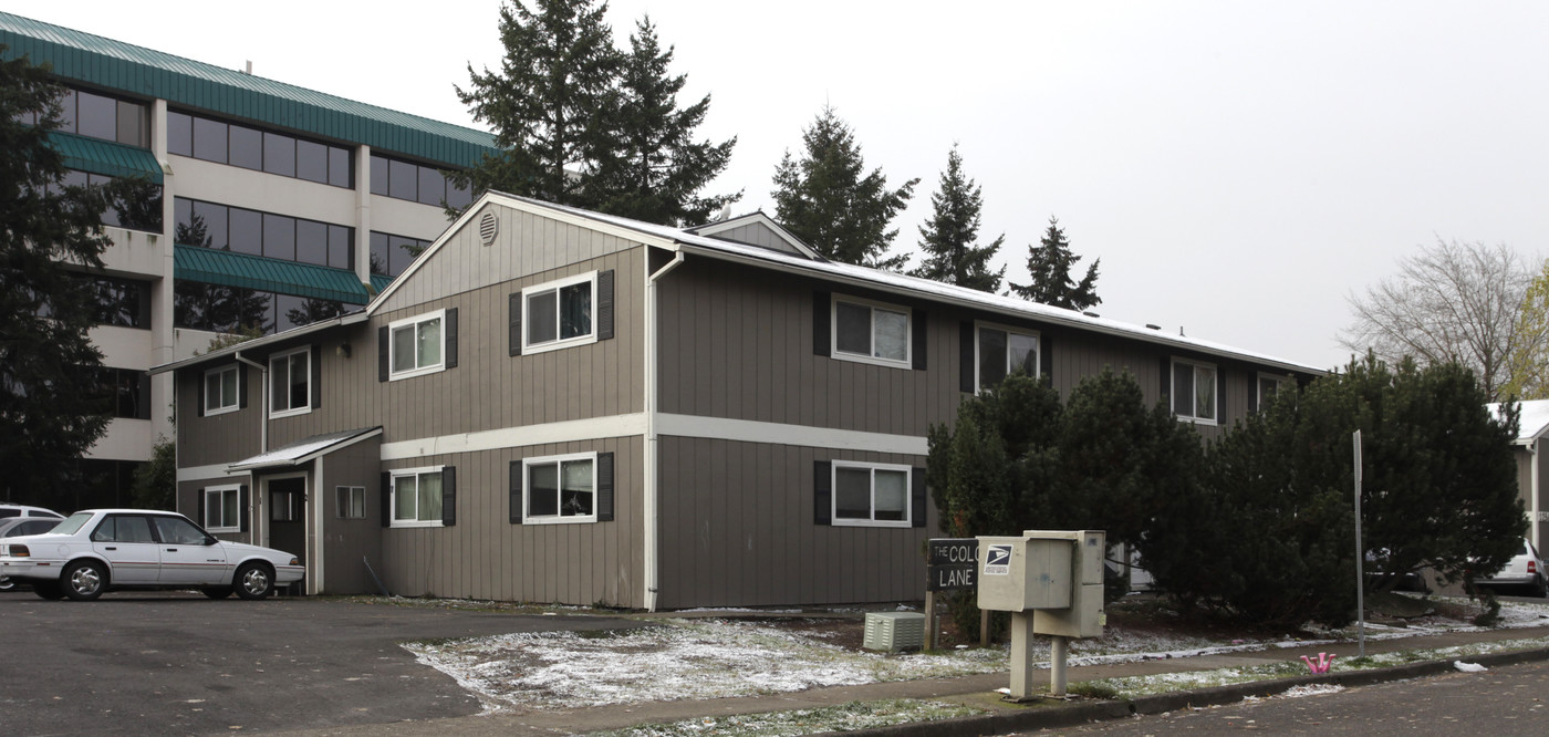 The Colony Apartments in Beaverton, OR - Building Photo