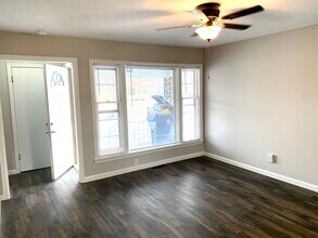 1601 Faulders Ln in Wichita, KS - Building Photo - Building Photo