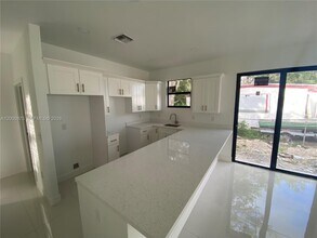 1851 Wilmington St in Opa Locka, FL - Building Photo - Building Photo