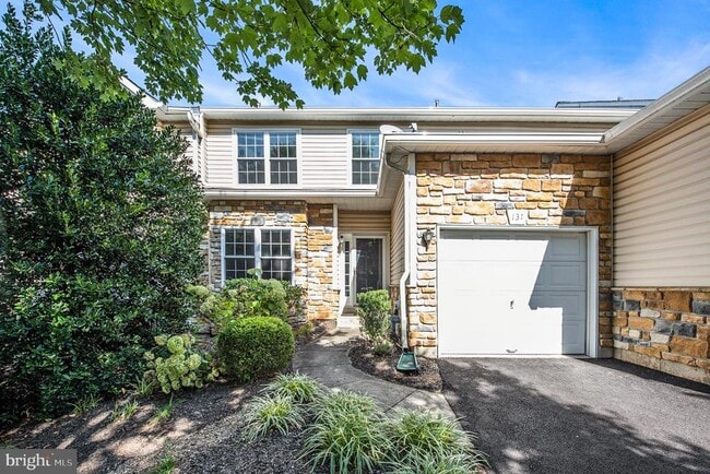 131 Gleneagles Dr
