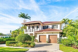 351 E Boca Raton Rd in Boca Raton, FL - Building Photo