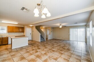 2746 S Southwind Dr in Gilbert, AZ - Building Photo - Building Photo