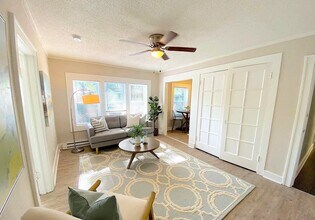 301-307-307 N Gladstone Blvd in Kansas City, MO - Building Photo - Building Photo