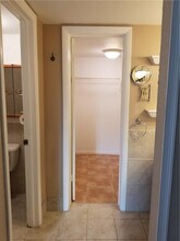 430 Commodore Dr in Plantation, FL - Building Photo - Building Photo