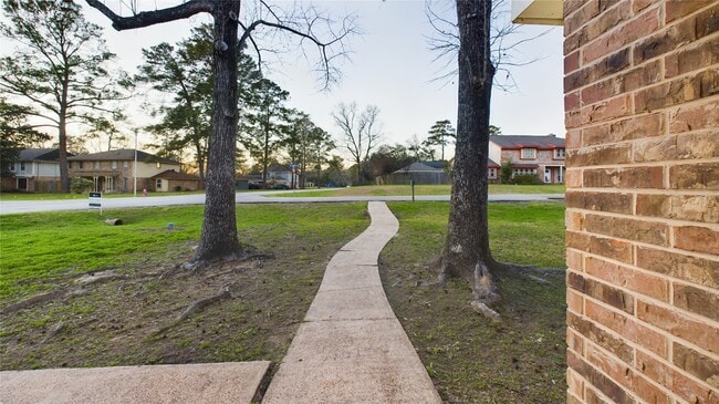 property at 556 Roanoke Dr