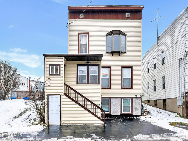 11 Grant St, Unit 1R